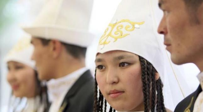 Мулла и бракосочетание в Кыргызстане