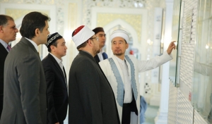 Мухаммед Мухтар Жума посетил мечеть &quot;Хазрет Султан&quot;