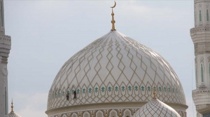 Почему в Казахстане мечети называют в честь людей, некоторые из которых даже не читали намаз