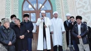 Верховный муфтий на открытии новой мечети в Жетісай